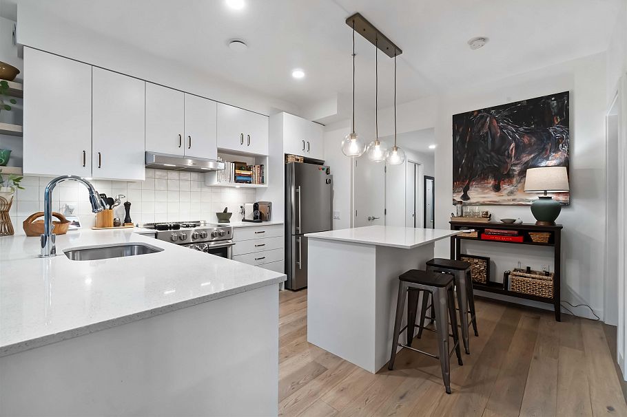 403 2137 Chesterfield Avenue North Vancouver, BC - 6