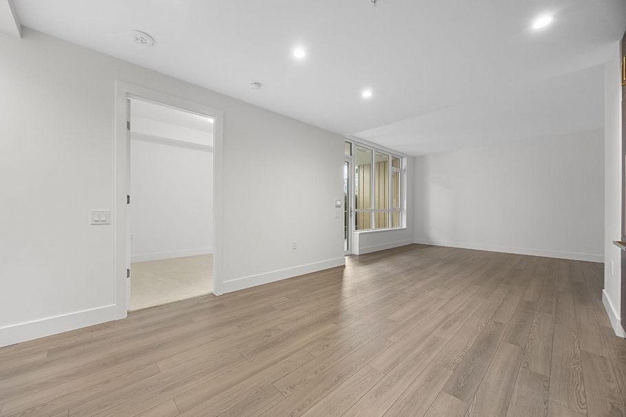 104 2375 Emery Court Vancouver, BC - 5