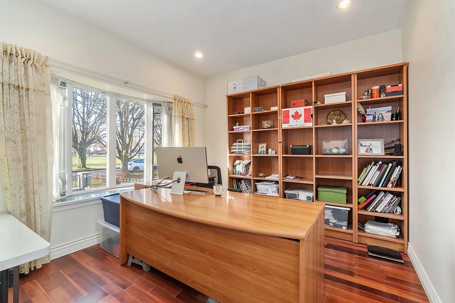 5396 Rhodes Street Vancouver, BC - 6