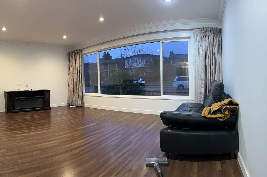 3161 E 15th Avenue Vancouver, BC - 6