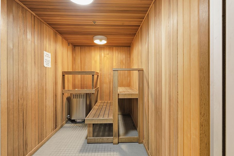 602 1401 Hunter Street North Vancouver, BC - 13