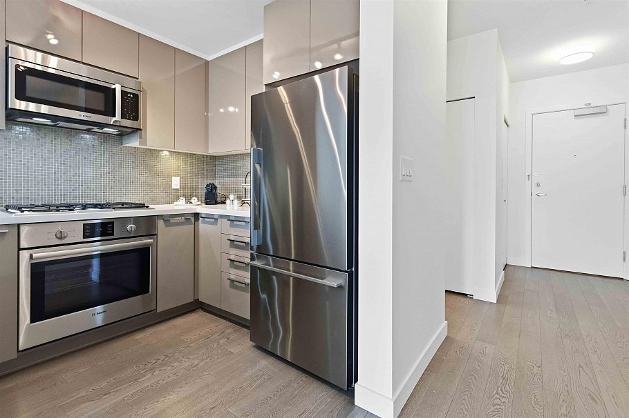 502 10177 River Drive Richmond, BC - 7