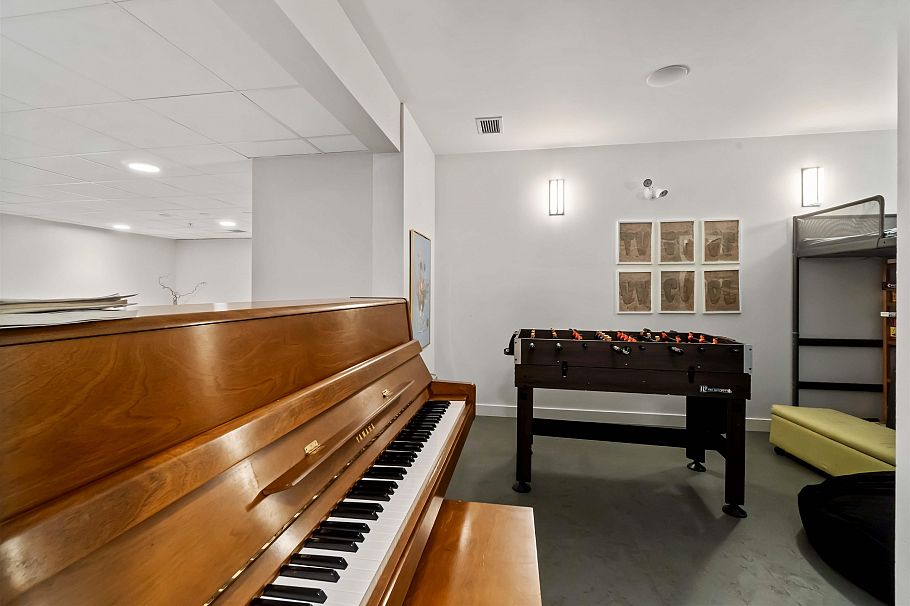 403 2137 Chesterfield Avenue North Vancouver, BC - 32