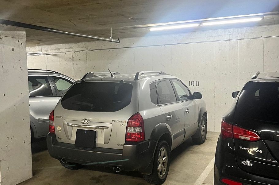 307 2545 W Broadway Vancouver, BC - 20