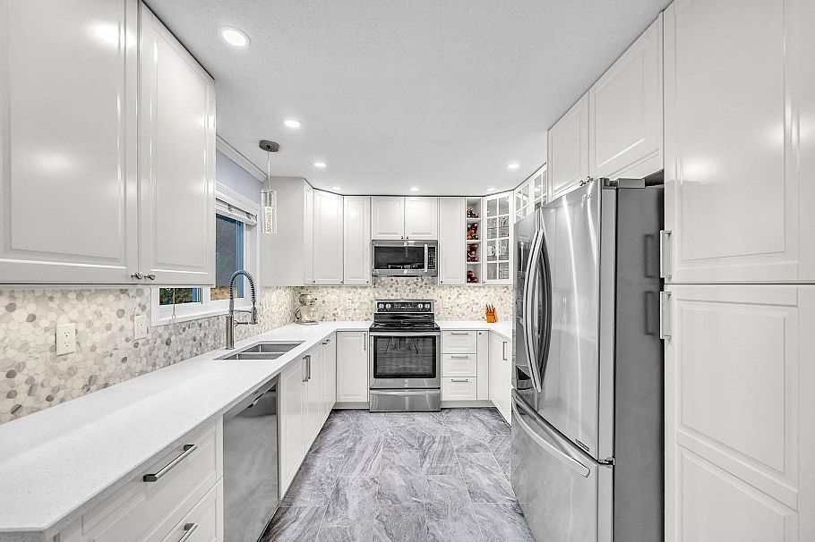 3539 Napier Street Vancouver, BC - 11