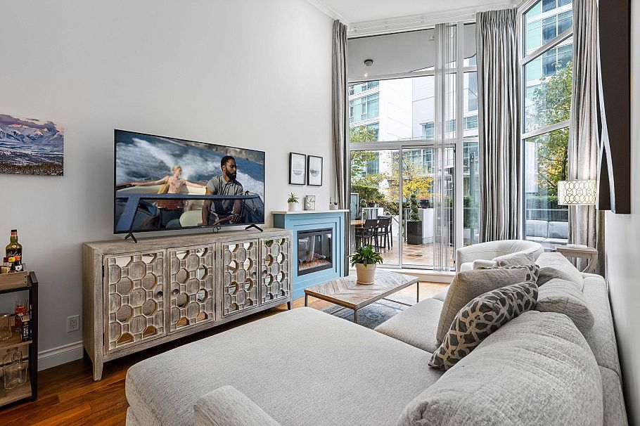 104 199 Victory Ship Way North Vancouver, BC - 4