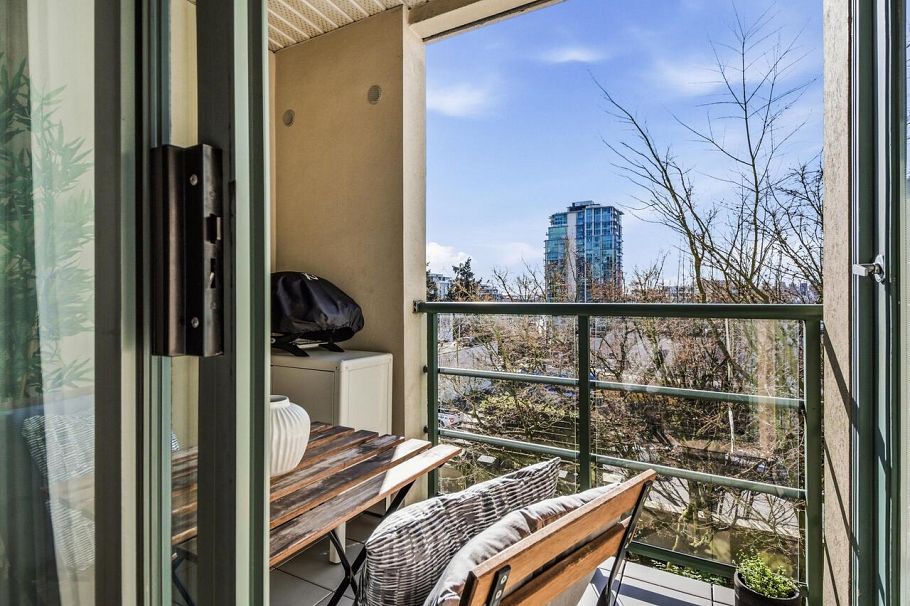 403 212 Lonsdale Avenue North Vancouver, BC - 18
