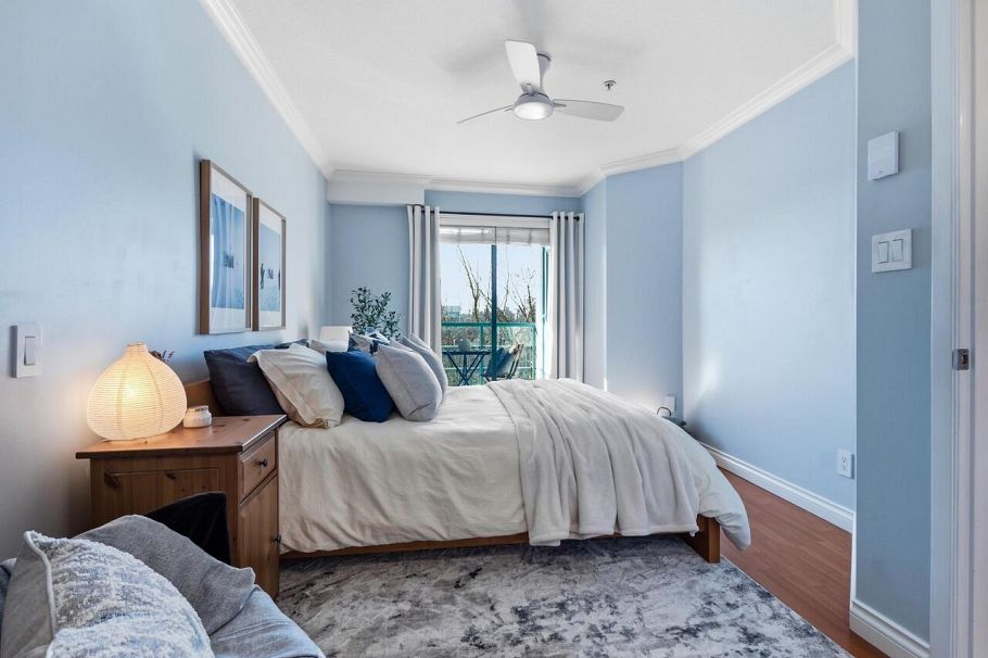 403 212 Lonsdale Avenue North Vancouver, BC - 14