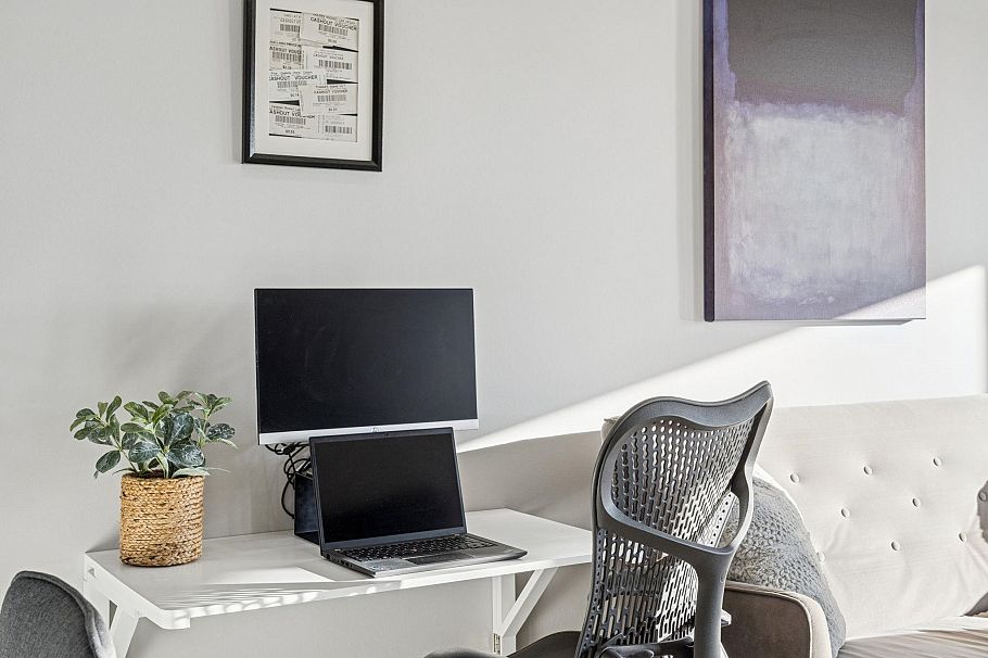 305 175 W 4th Street North Vancouver, BC - 18