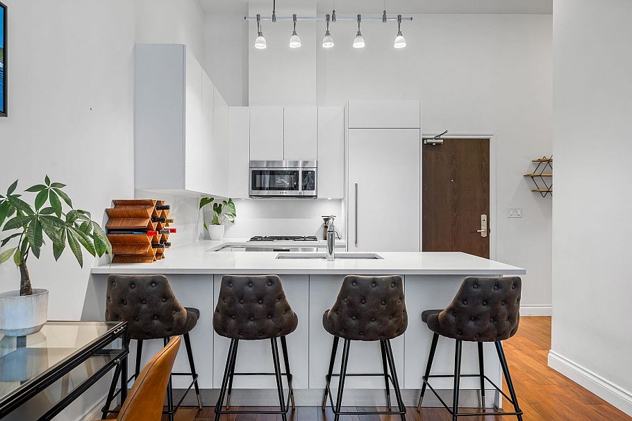 104 199 Victory Ship Way North Vancouver, BC - 6