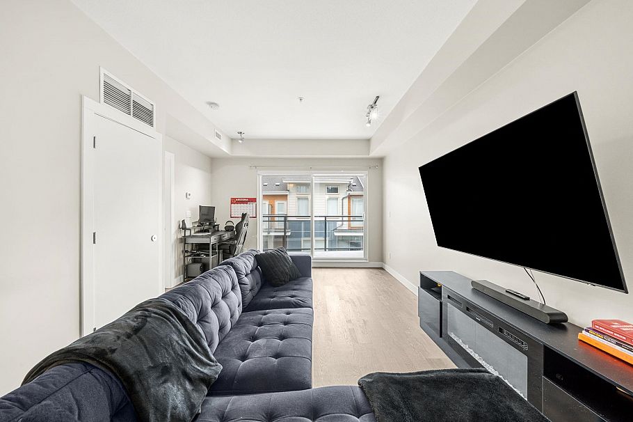 313 10155 River Drive Richmond, BC - 8