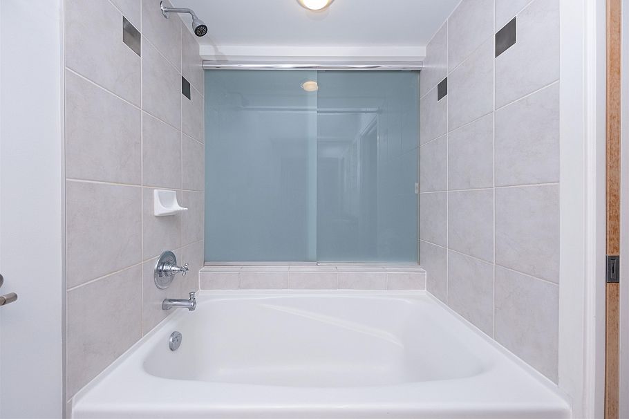 1406 989 Richards Street Vancouver, BC - 16