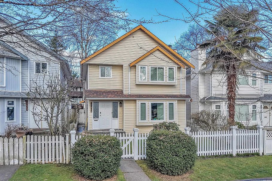 3539 Napier Street Vancouver, BC - 1