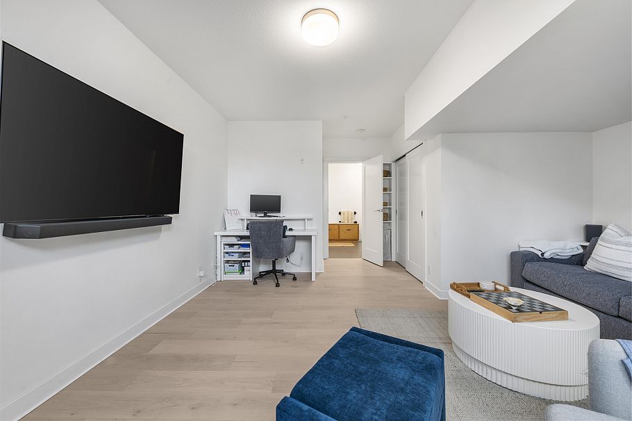 3429 Porter Street Vancouver, BC - 20