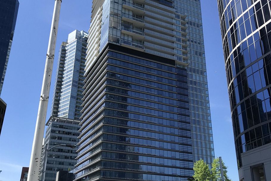 2706 1011 W Cordova Street Vancouver, BC - 2