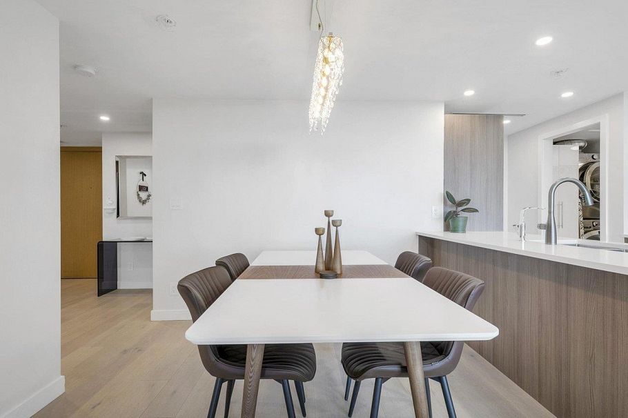 1106 2221 E 30th Avenue Vancouver, BC - 4