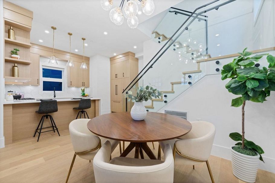 1 1166 E 11th Avenue Vancouver, BC - 7