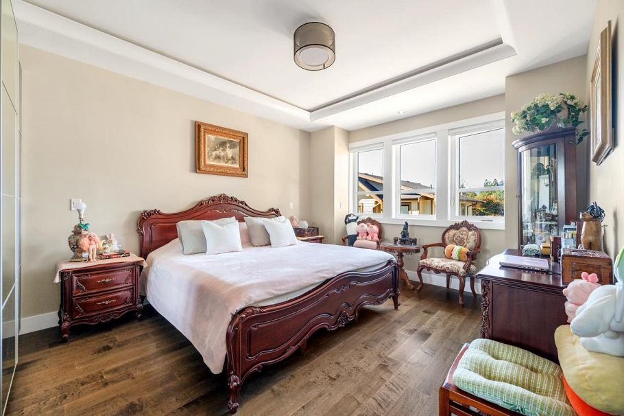 2020 Carson Court North Vancouver, BC - 17