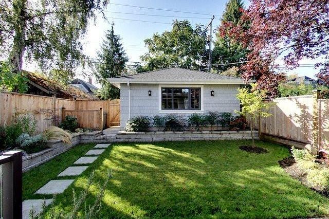 4248 W 10th Avenue Vancouver, BC - 13