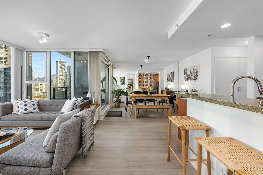 2105 455 Beach Crescent Vancouver, BC - 3