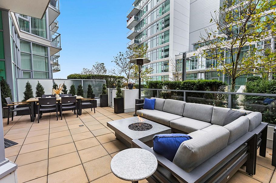 104 199 Victory Ship Way North Vancouver, BC - 21