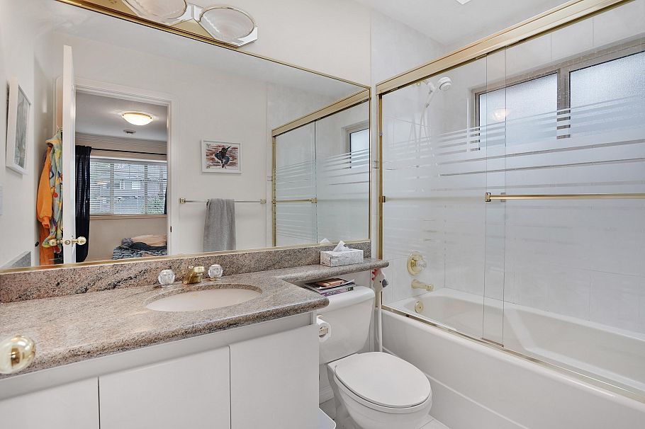 3263 W 38th Avenue Vancouver, BC - 16