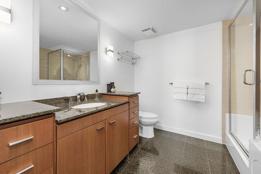 2105 455 Beach Crescent Vancouver, BC - 13