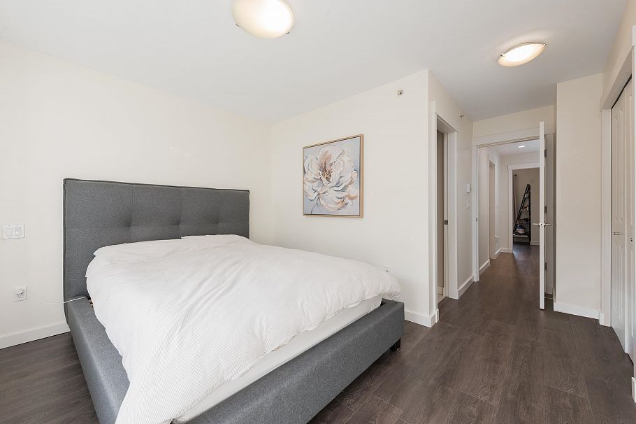 319 W 59th Avenue Vancouver, BC - 16