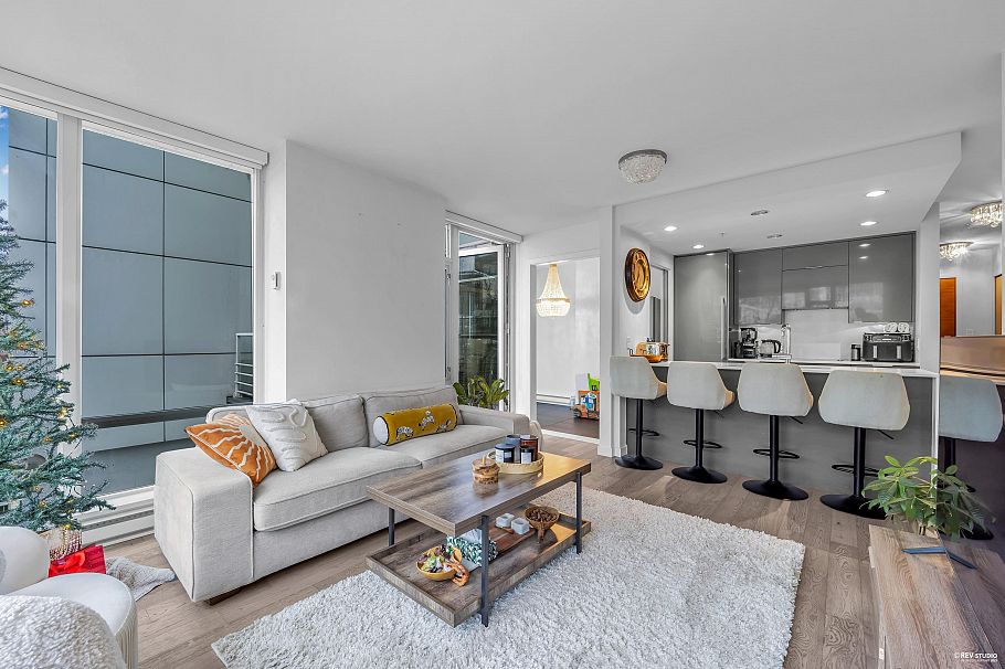 309 161 W Georgia Street Vancouver, BC - 20