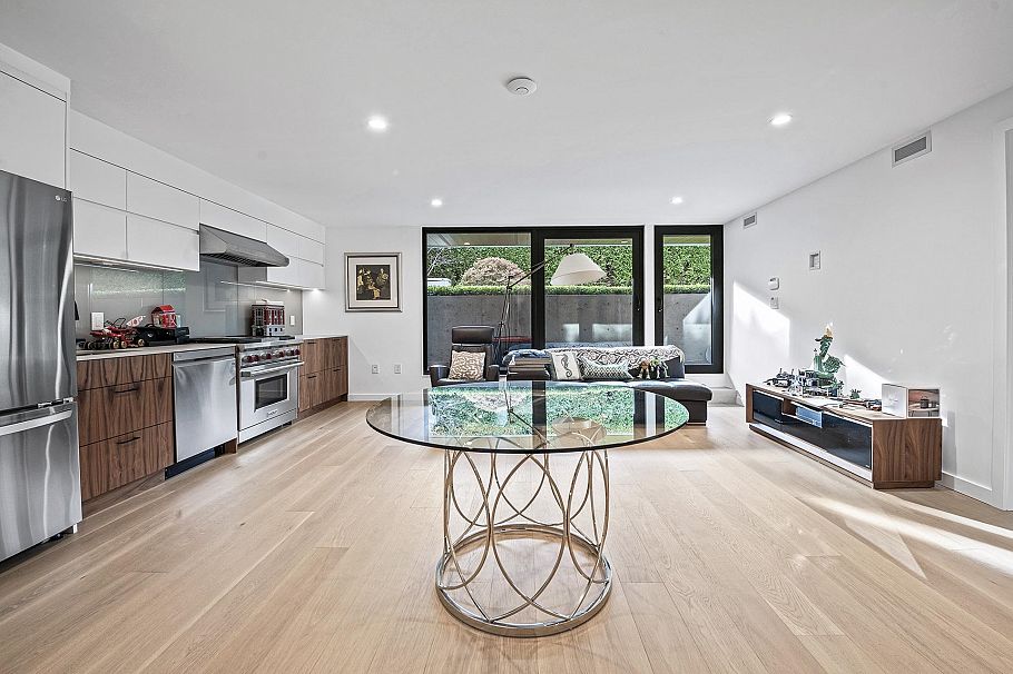 4275 Chelsea Crescent North Vancouver, BC - 16