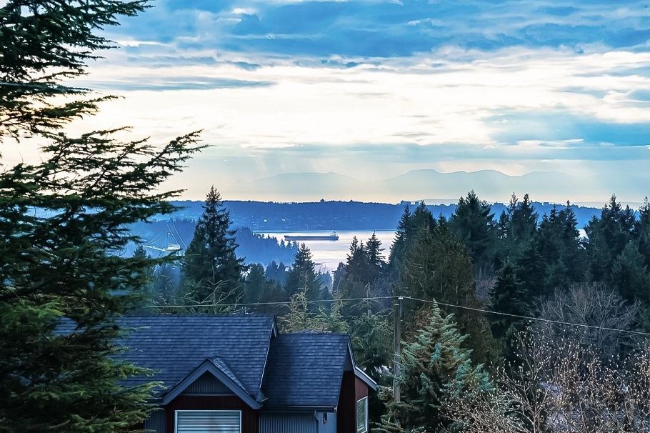 4275 Chelsea Crescent North Vancouver, BC - 18