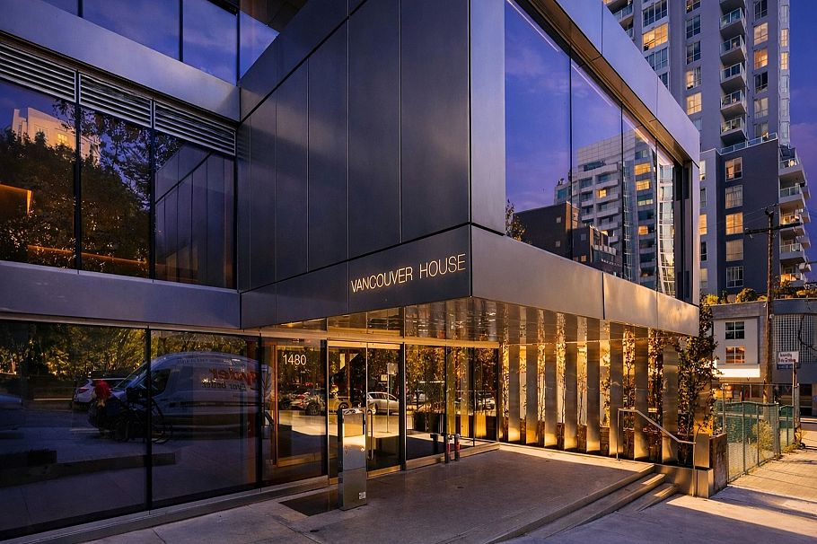 3209 1480 Howe Street Vancouver, BC - 3