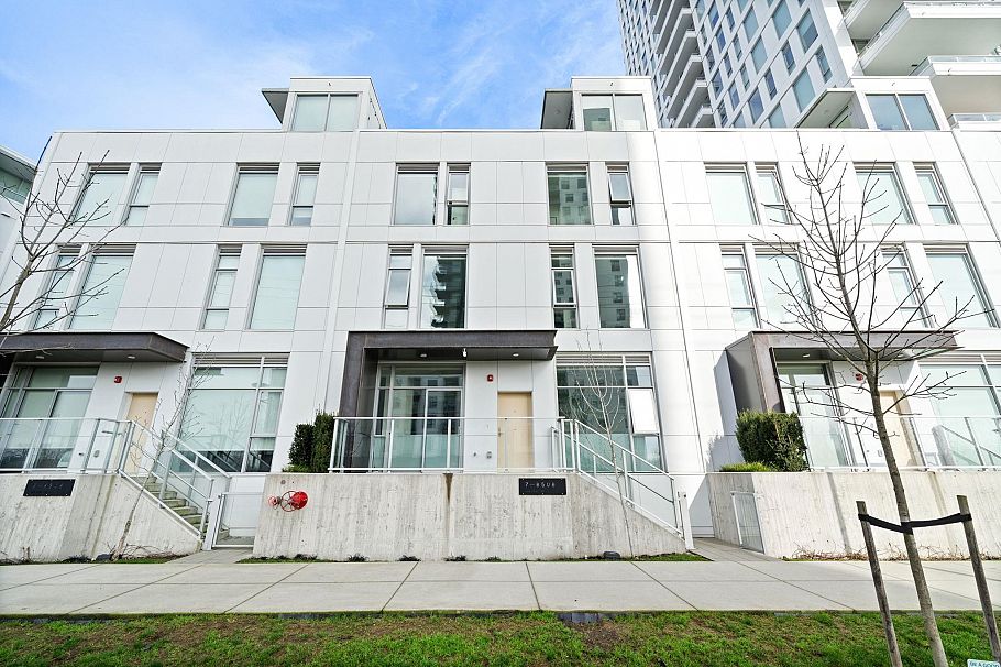 7 8508 Jack Uppal Street Vancouver, BC - 3