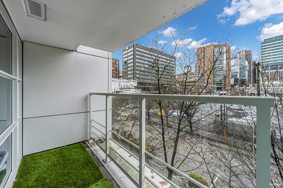 309 161 W Georgia Street Vancouver, BC - 22