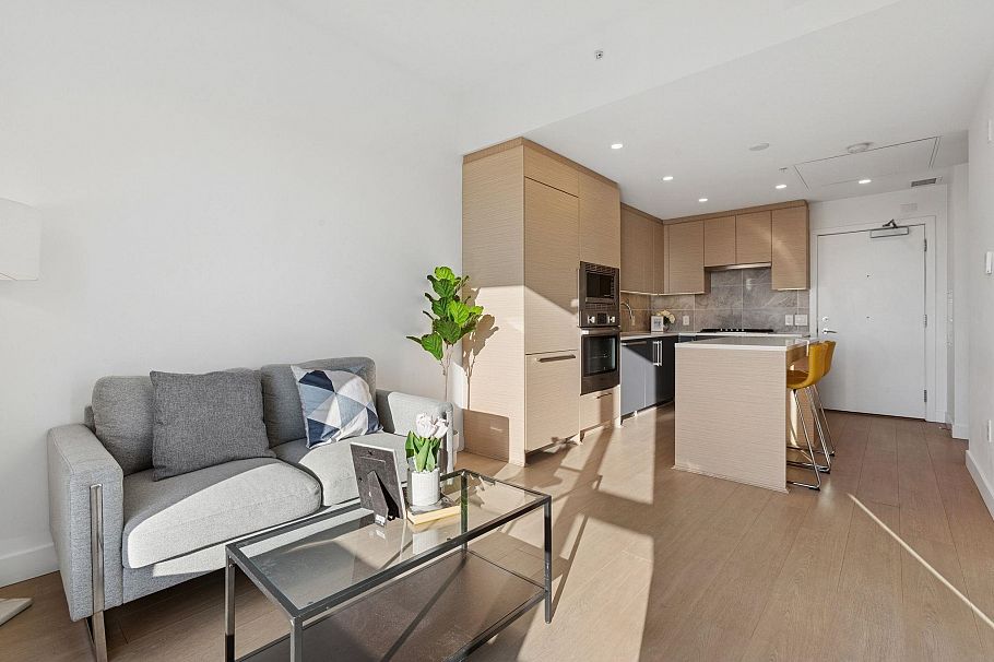 415 8888 Osler Street Vancouver, BC - 5