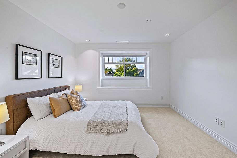 3941 W 19th Avenue Vancouver, BC - 24