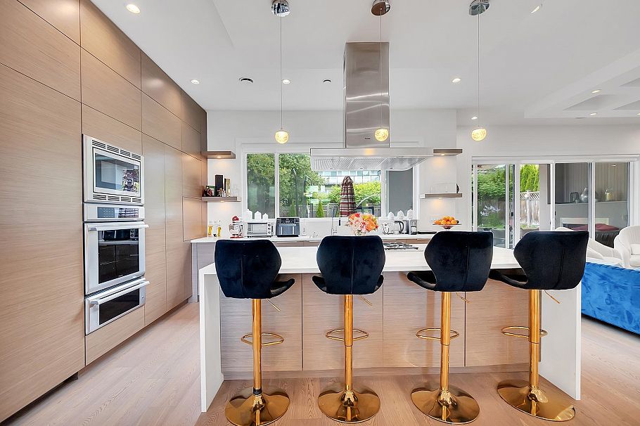 440 W Queens Road North Vancouver, BC - 7