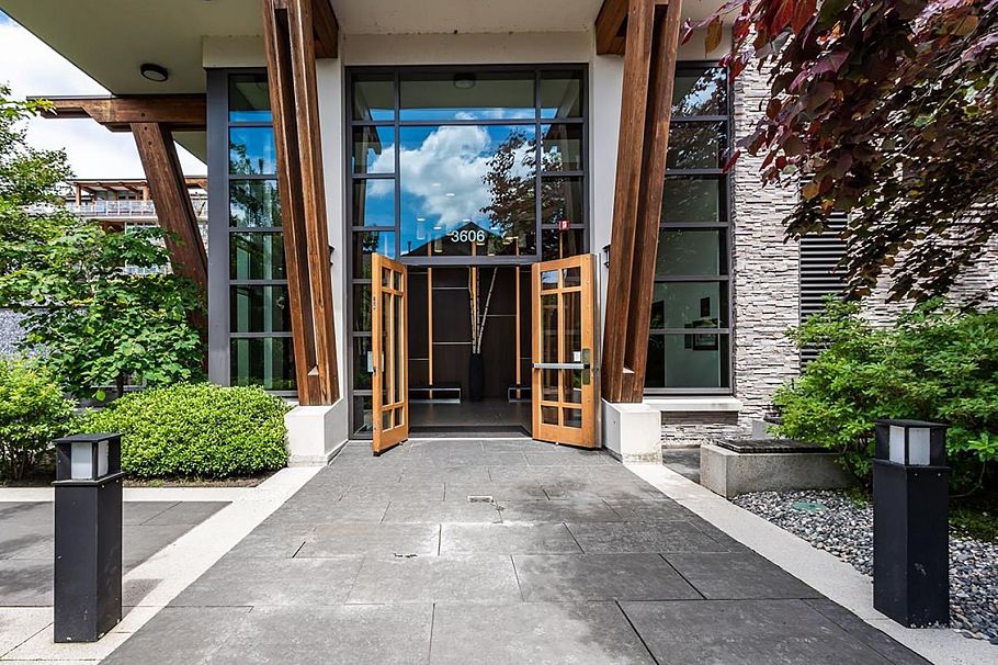 219 3606 Aldercrest Drive North Vancouver, BC - 13