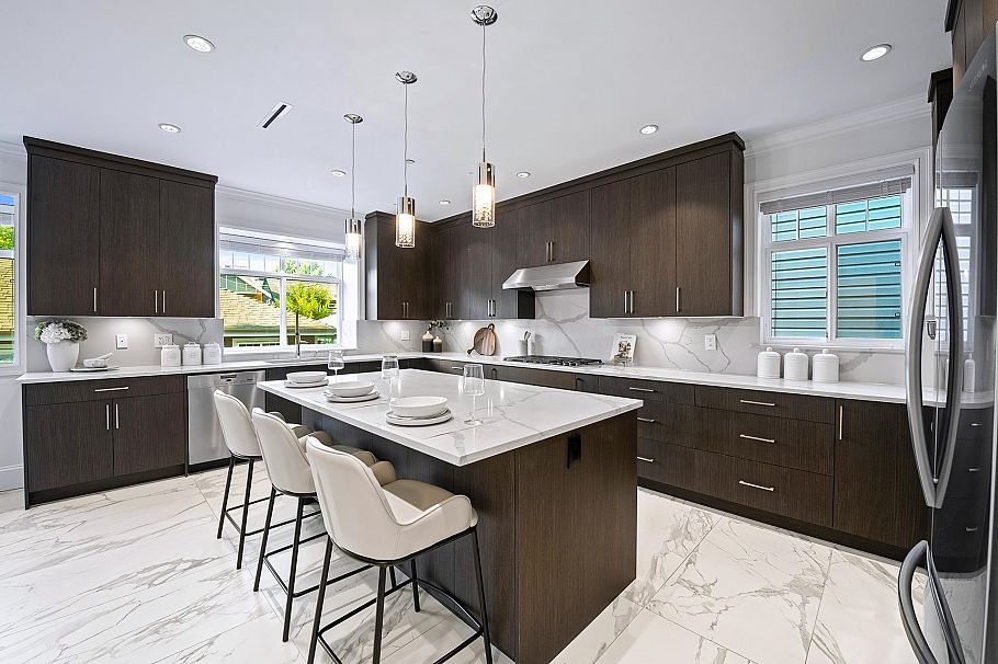 3941 W 19th Avenue Vancouver, BC - 12