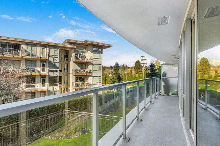 303 4189 Halifax Street Burnaby, BC - 24