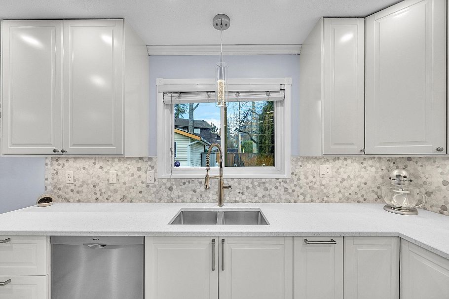 3539 Napier Street Vancouver, BC - 12