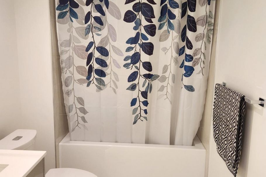 1002 1401 Hunter Street North Vancouver, BC - 10