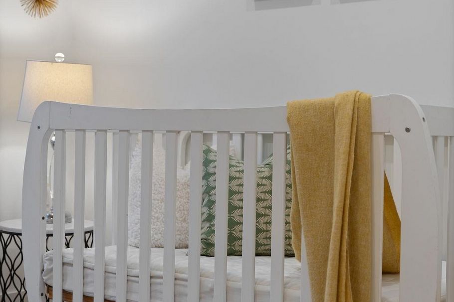 1 1166 E 11th Avenue Vancouver, BC - 24