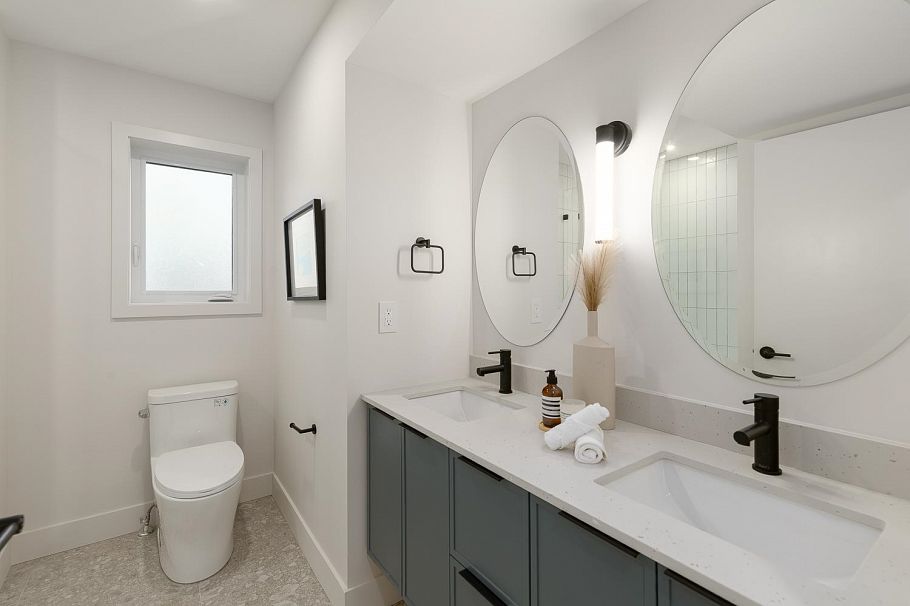 1 7 E 23rd Avenue Vancouver, BC - 15