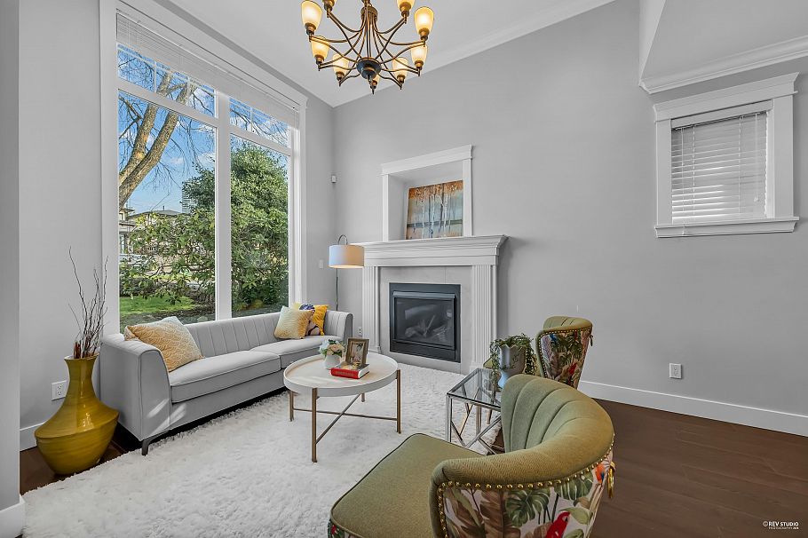 4364 Greta Street Burnaby, BC - 4