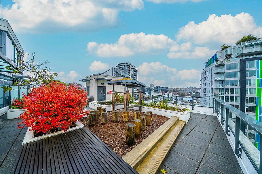 404 1688 Pullman Porter Street Vancouver, BC - 27