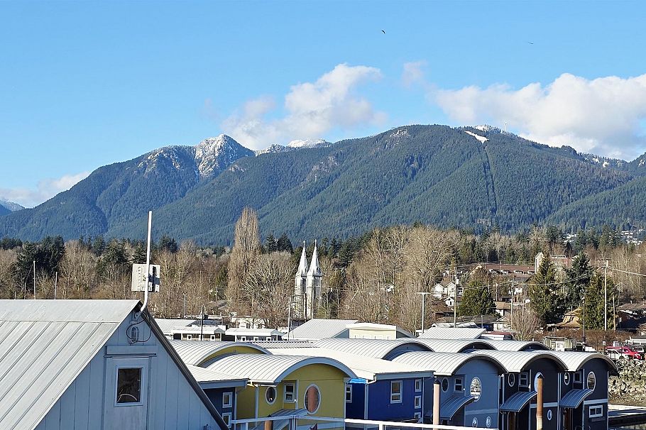 JNW33 415 W Esplanade North Vancouver, BC - 20