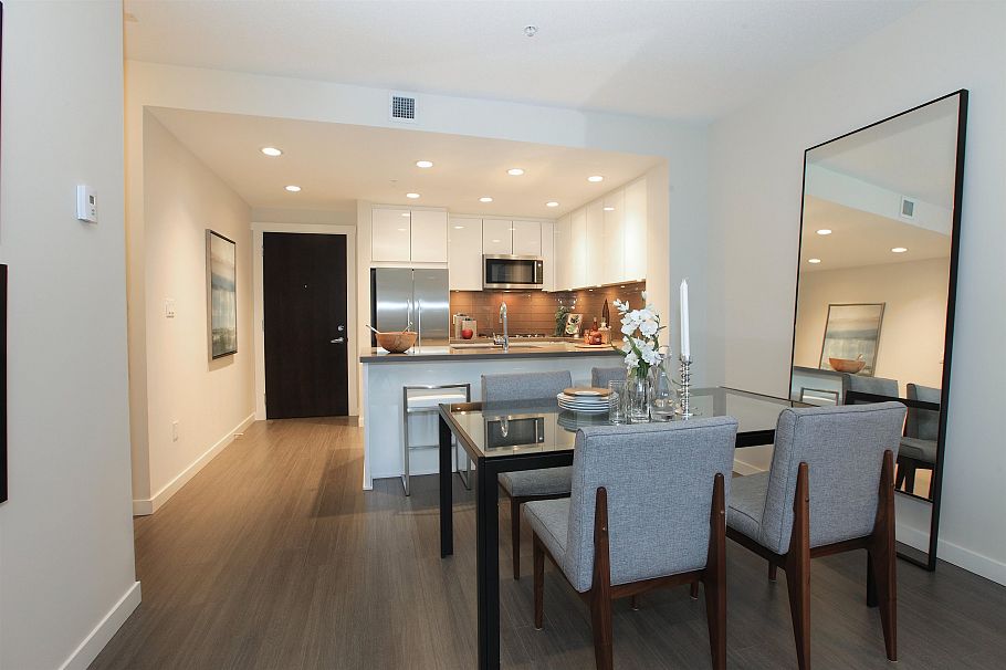 319 255 W 1st Street North Vancouver, BC - 6