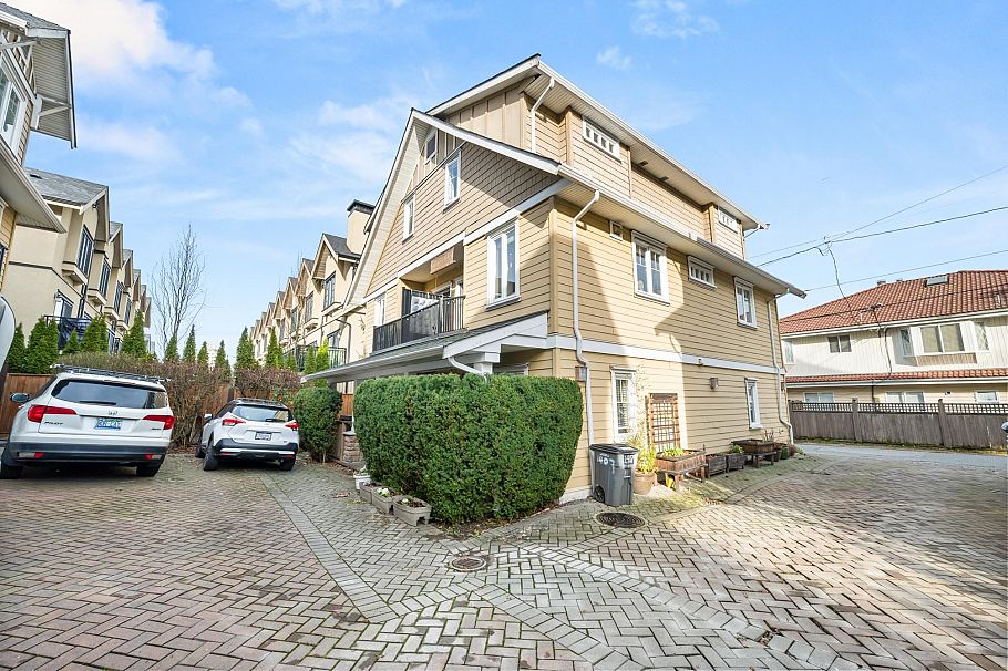 1407 E 28th Avenue Vancouver, BC - 29