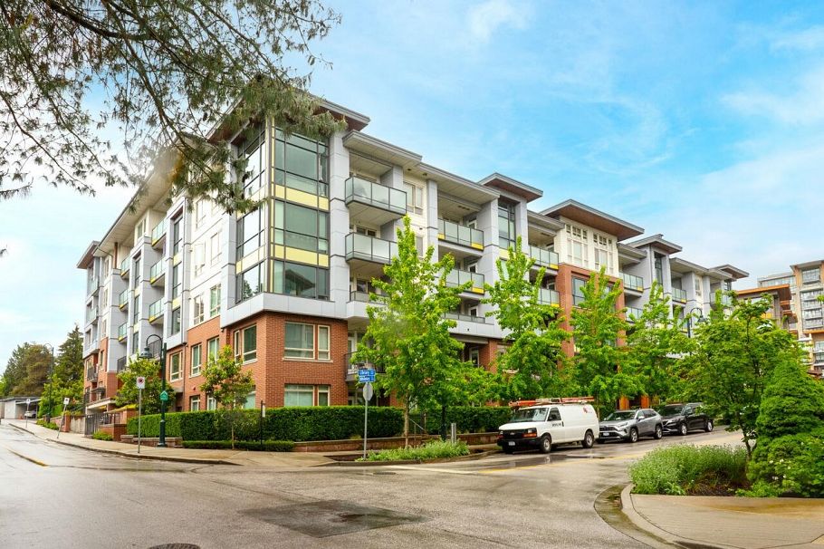 214 2651 Library Lane North Vancouver, BC - 2